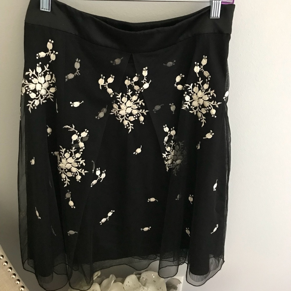 Gorgeous Ann Taylor Skirt